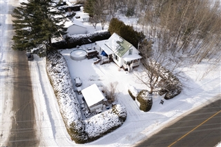 Maison à un étage et demi à vendre, Sherbrooke