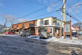 Bâtisse commerciale/Bureau à vendre, Saint-Jean-Port-Joli