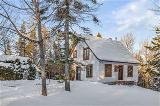 One-and-a-half-storey house for sale, Lac-Beauport
