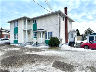 Quadruplex à vendre, Saguenay